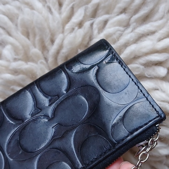 Coach ID case - Picture 12 of 13